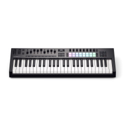 NOVATION Launchkey 49 MK4