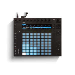 DJ контроллеры и интерфейсы