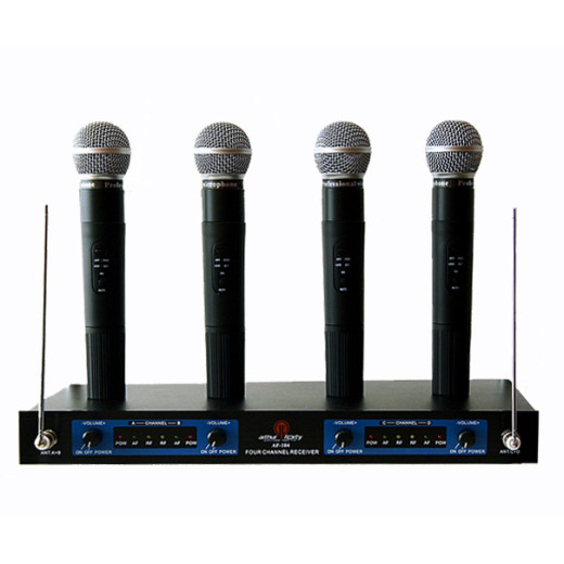 С 4-мя микрофонами ARTHUR FORTY AF-104 снято с производства