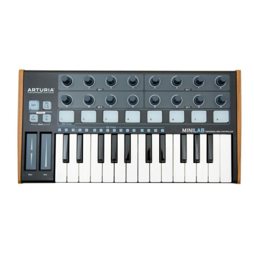 ARTURIA MINILAB BLACK EDITION (товар снят с производства)