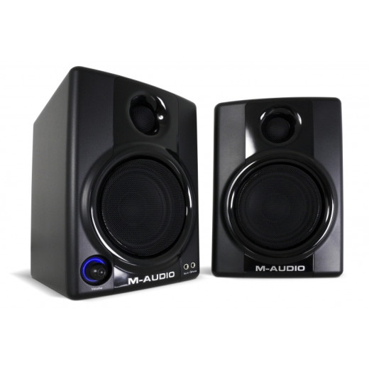 M-AUDIO AV30
