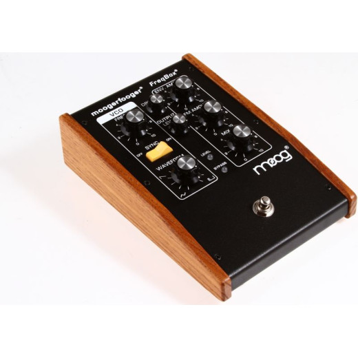 Студия MOOG MF-107 FreqBox