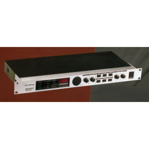 SOUNDKING AP257 процессоры эффектов