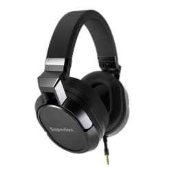 Superlux HD685