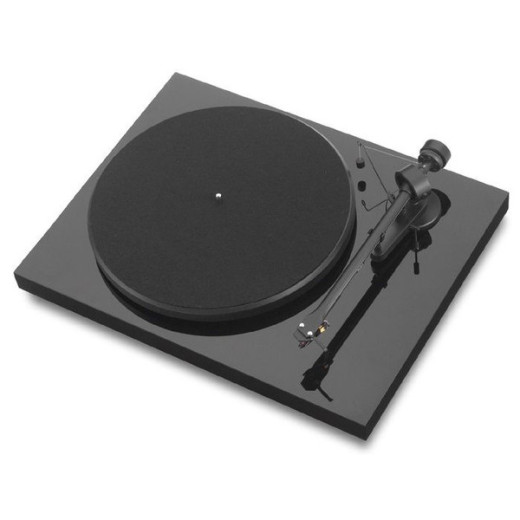 Pro-Ject DEBUT III виниловые проигрыватели