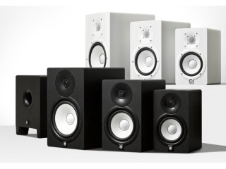 Активные студийные мониторы Yamaha HS
